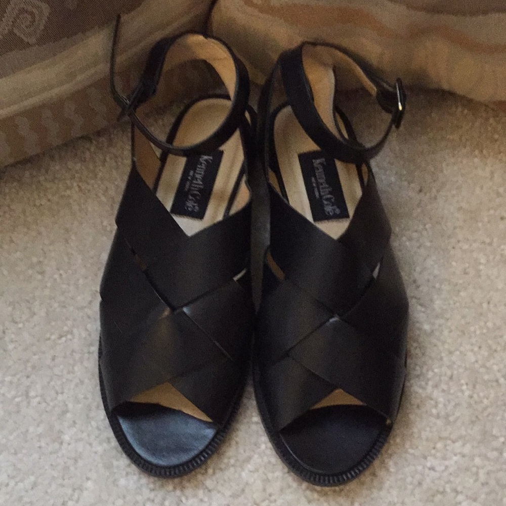 Sandals - Picture 2 of 5